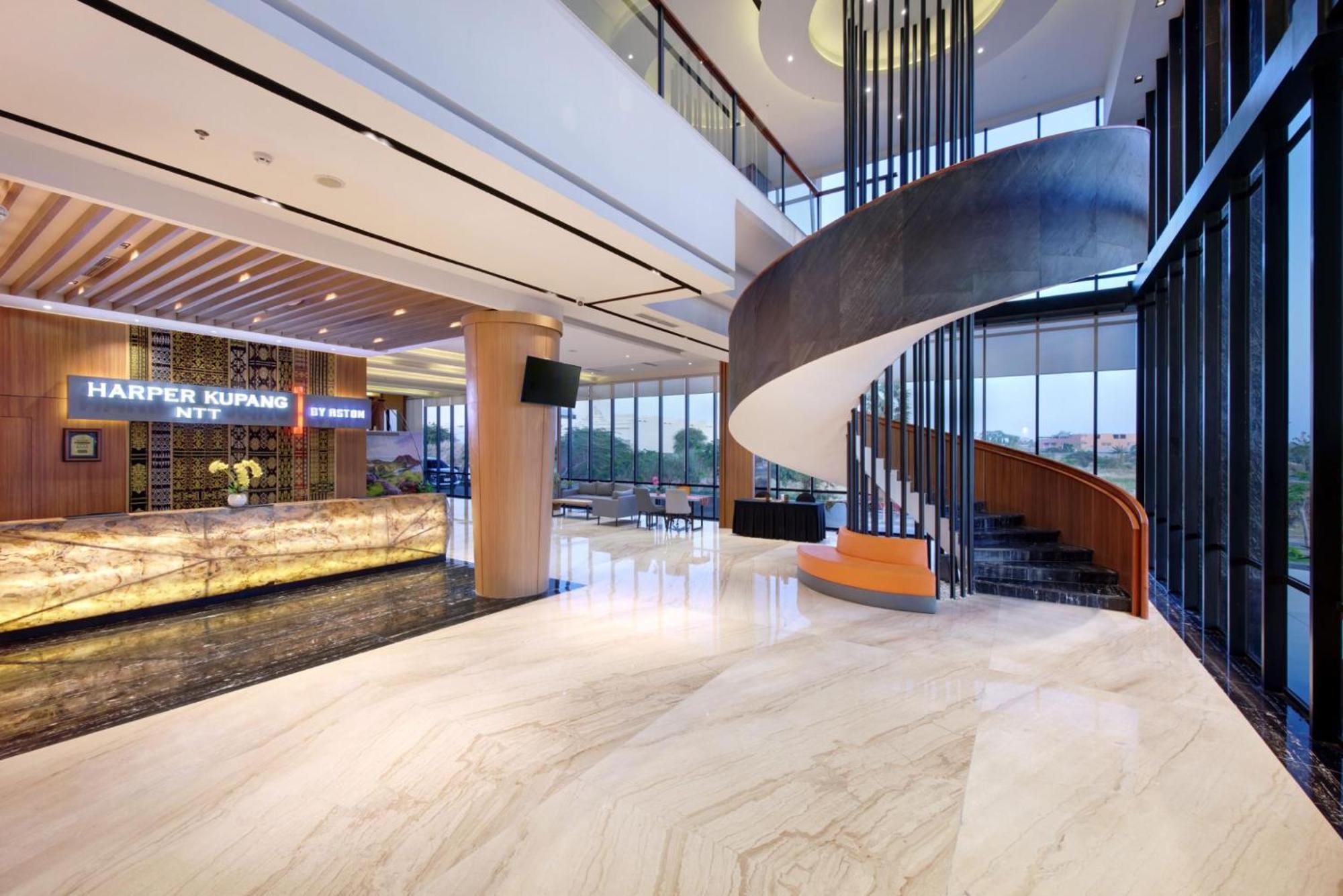 Harper Kupang By Aston Hotel Exterior foto